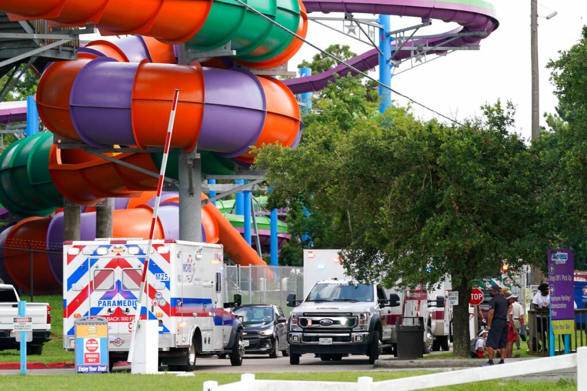 Texas Chemical spill affects dozens of people in water park