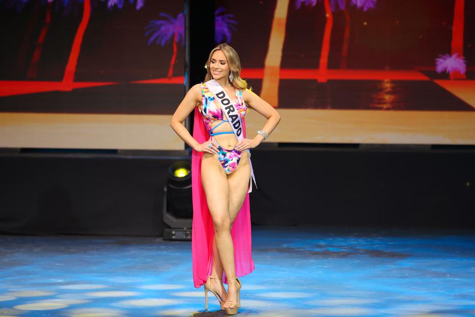 Then they went to the show in a swimsuit.  Pictured is Miss Dorado, Juliana Hernandez.