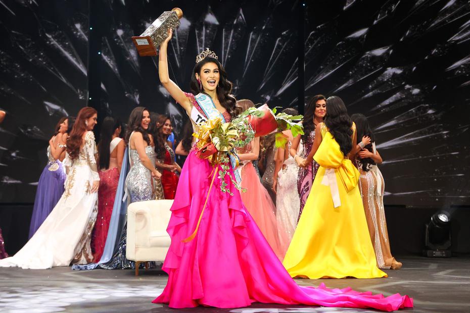 The beauty of Puerto Rico aspires to be the successor to the Polish Karolina Bilawska, Miss World 2021.